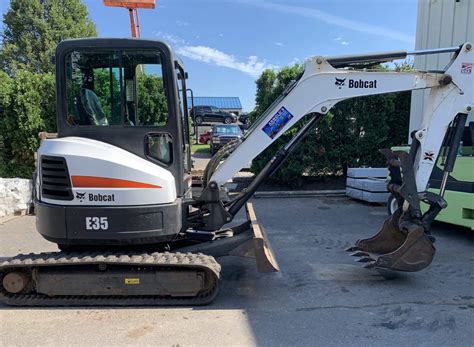 bobcat mini excavator rent|bobcat rental rates near me.